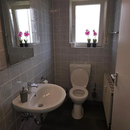 Service Sels Apartment *